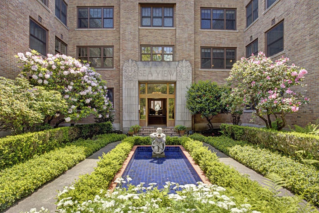 The Seaview #312 Courtyard - 2