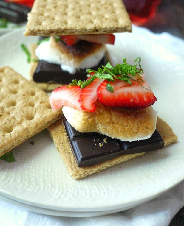 In Love With Healthy Recipes Strawberry Mint Darek Chocolate S'mores 