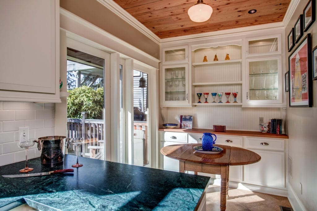 Historic Wallingford Farmhouse Kitchen and Breakfast Nook