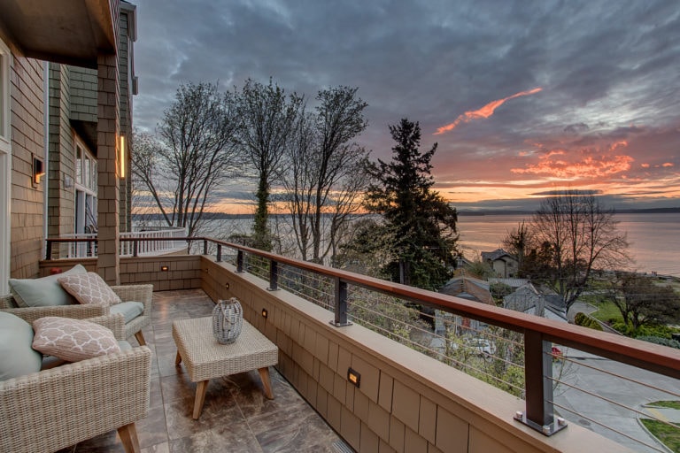 West Seattle Luxury View Home - Lincoln Park