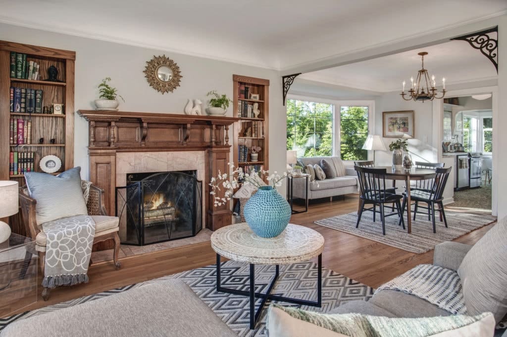 Rainier Beach Home Living Area, Dining Area and Kitchen