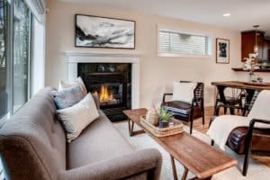 Green Lake Townhome Living Area, Gas Firplace, Dining Area, Breakfast Bar, Open Main Living Area