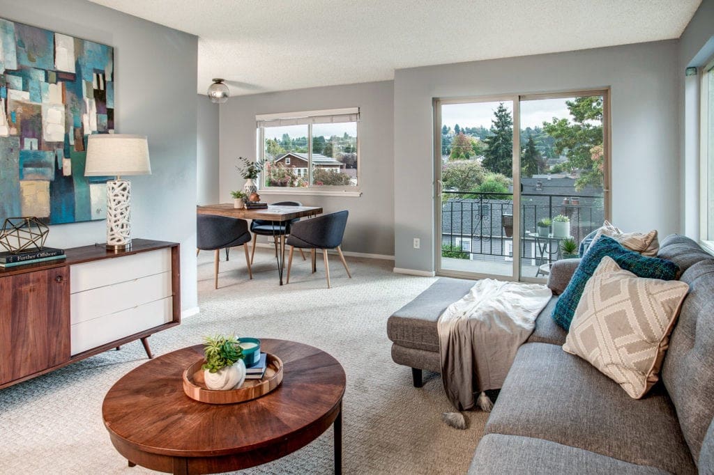 Classic Ballard Condo, Living Area, Private Balcony, Dining Area, Phinney Ridge View