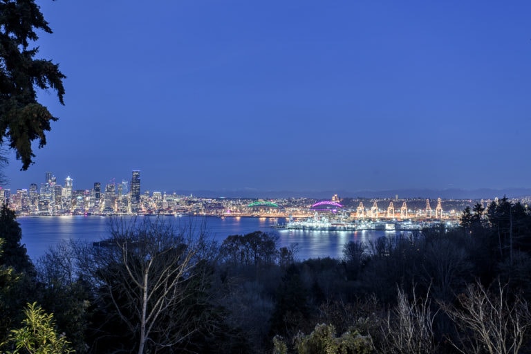 North Admiral View Home Twilight Seattle View, Sodo View, Cascade Mountains View, Harbor View