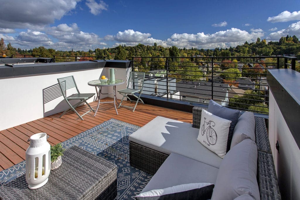 Madison Valley Townhouse Rooftop Deck and Views