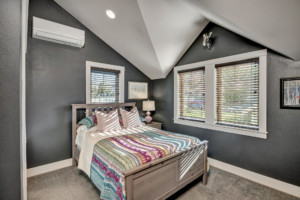 Columbia City Townhouse-Bedroom entry