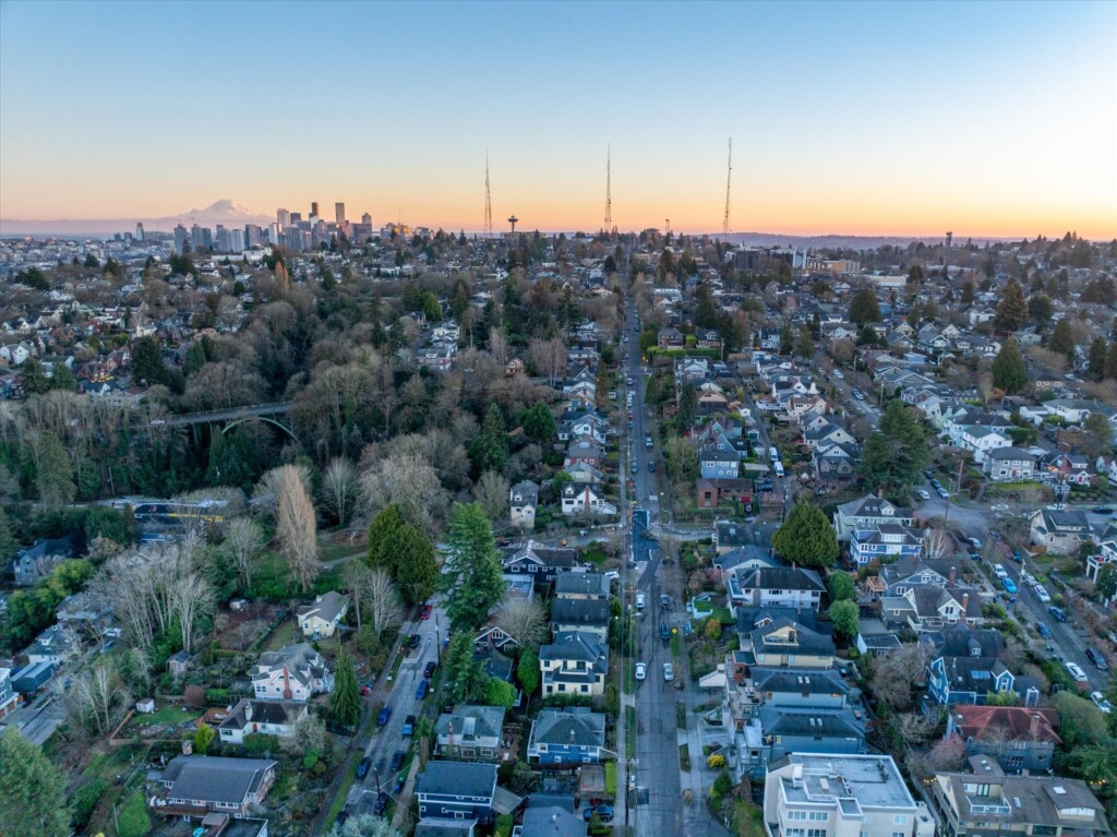 Guide to Buying a Home in Seattle in 2025