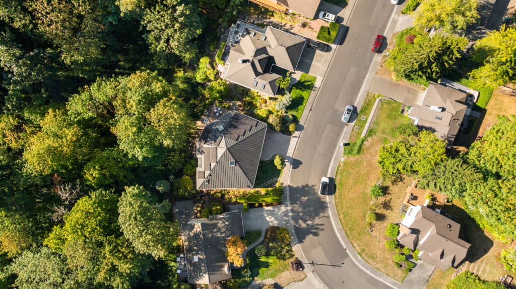 The neighborhood of the custom Built Redmond, WA home